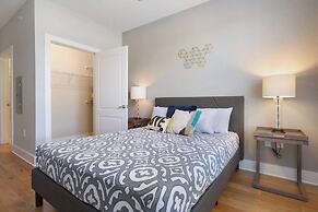 Luxurious Downtown Condo