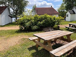 White Birches Cottages
