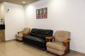 Aryaas Residency Nettoor