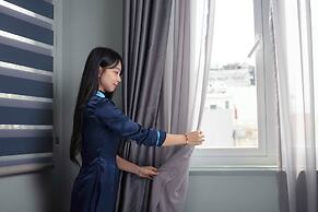 Madelise Central Grand Hotel