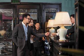 Madelise Central Grand Hotel