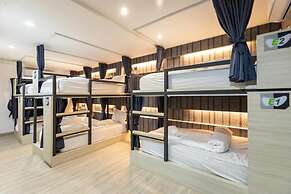 Baan Kun Mhor Hostel