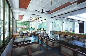 Sandhya Manohar Beach Resort