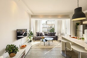 Charming 1BR Apt by Sea N' Rent