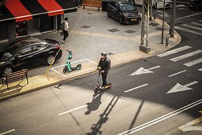 Charming 1BR Apt by Sea N' Rent