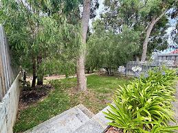 Blau - The Blue House