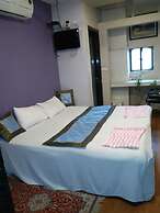 Hotel Medwin Kashi Dham