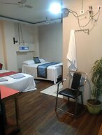 Hotel Medwin Kashi Dham