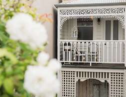 Benambra Queenscliff - Rosebud room