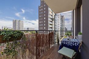 5th Floor Studio in Katowice by Renters