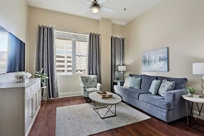 Elegant Condos in NOLA with Rooftop Pool