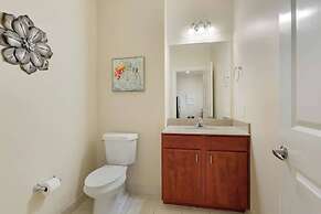 Elegant Condos in NOLA with Rooftop Pool