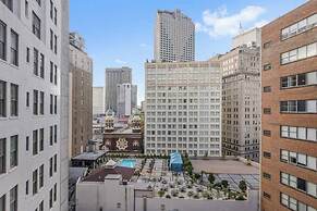 Elegant Condos in NOLA with Rooftop Pool