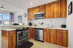 Elegant Condos in NOLA with Rooftop Pool