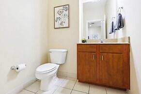 Elegant Condos in NOLA with Rooftop Pool