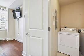 Elegant Condos in NOLA with Rooftop Pool