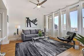 Elegant Condos in NOLA with Rooftop Pool