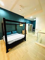 M city ampang KL by Rit