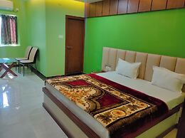 Hotel Holiday Saharsa