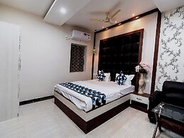 Hotel Holiday Saharsa