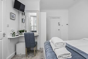 Upper Rock Brighton Guest House