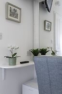 Upper Rock Brighton Guest House