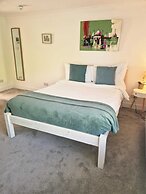 Upper Rock Brighton Guest House