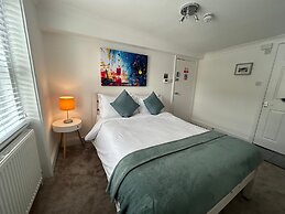 Upper Rock Brighton Guest House