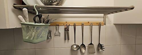 Tropical Hideaway Studio Apartment