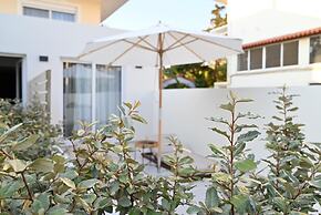 Rhotheon Suites in Ialysos Rhodes