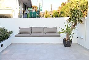 Rhotheon Suites in Ialysos Rhodes