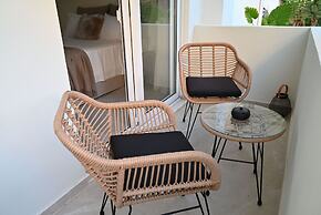 Rhotheon Suites in Ialysos Rhodes