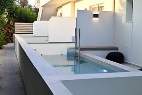 Rhotheon Suites in Ialysos Rhodes