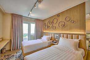 The Connor Serviced Residences Managed by HII