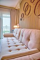 The Connor Serviced Residences Managed by HII