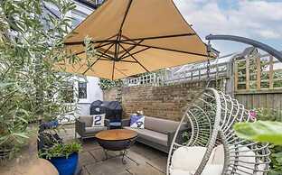 London Charm on Connaught Avenue