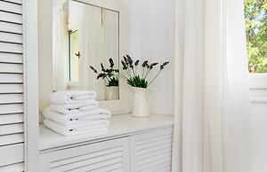 Bay View Bougainvillea Upper