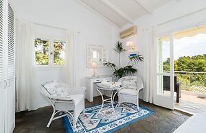 Bay View Bougainvillea Upper