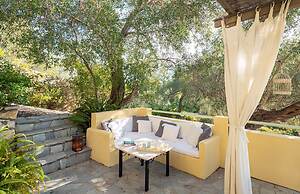 Bay View Jasmine Lower