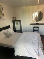 Cozy City Apartment in Rainham