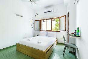 Spacious 3BR Penthouse w Rooftop