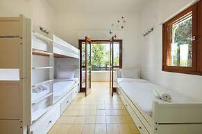 Spacious 3BR Penthouse w Rooftop