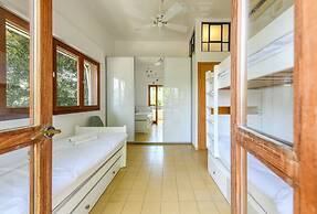 Spacious 3BR Penthouse w Rooftop