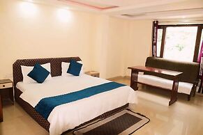 Hotel Ayaan Residency Manali
