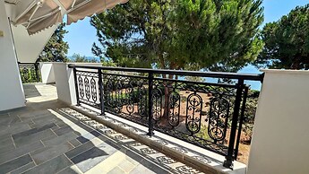 Ekatis Seacoast Nest