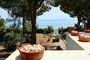 Ekatis Seacoast Nest