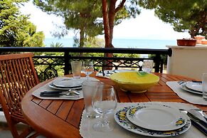 Ekatis Seacoast Nest