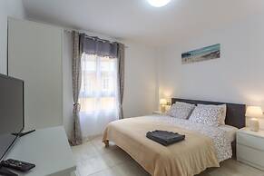 Reef Aqua Vista 3 Bedroom Apartment