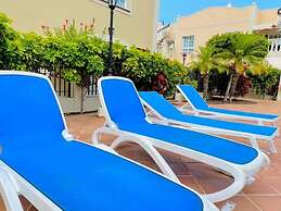 Enjoy 1 BR Palm Mar Next to Pool