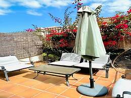 Enjoy 1 BR Palm Mar Next to Pool